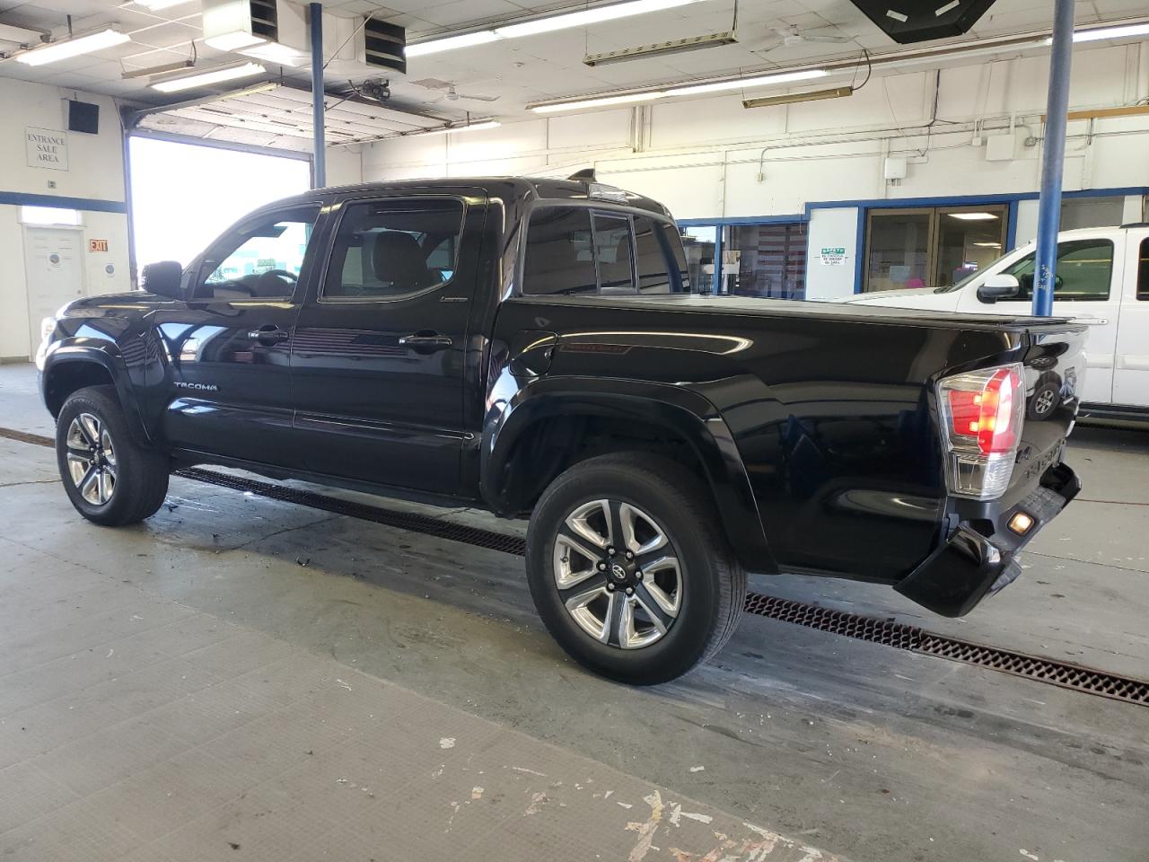 3TMGZ5AN7GM024783 2016 Toyota Tacoma Double Cab