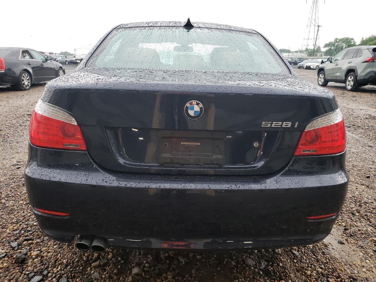 WBANV1C57AC158935 2010 BMW 528 Xi