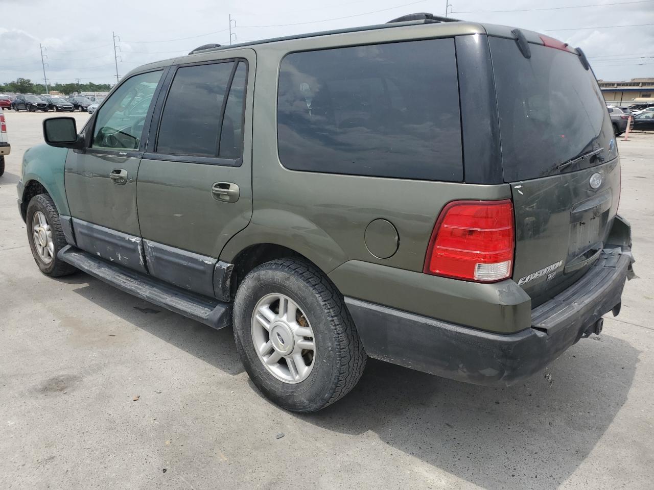 1FMFU15L04LA23124 2004 Ford Expedition Xlt