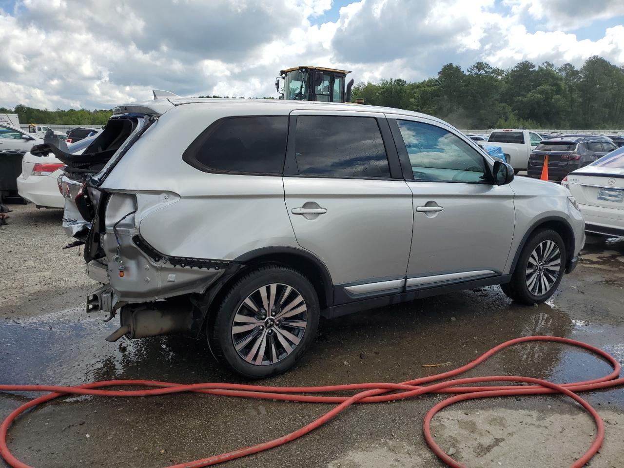 JA4AD2A36KZ037379 2019 Mitsubishi Outlander Es