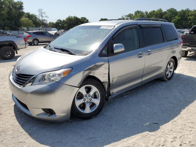Lot #2540501600 2013 TOYOTA SIENNA LE salvage car