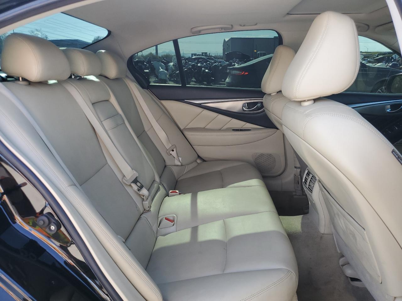 JN1CV7AP4HM640349 2017 Infiniti Q50 Base