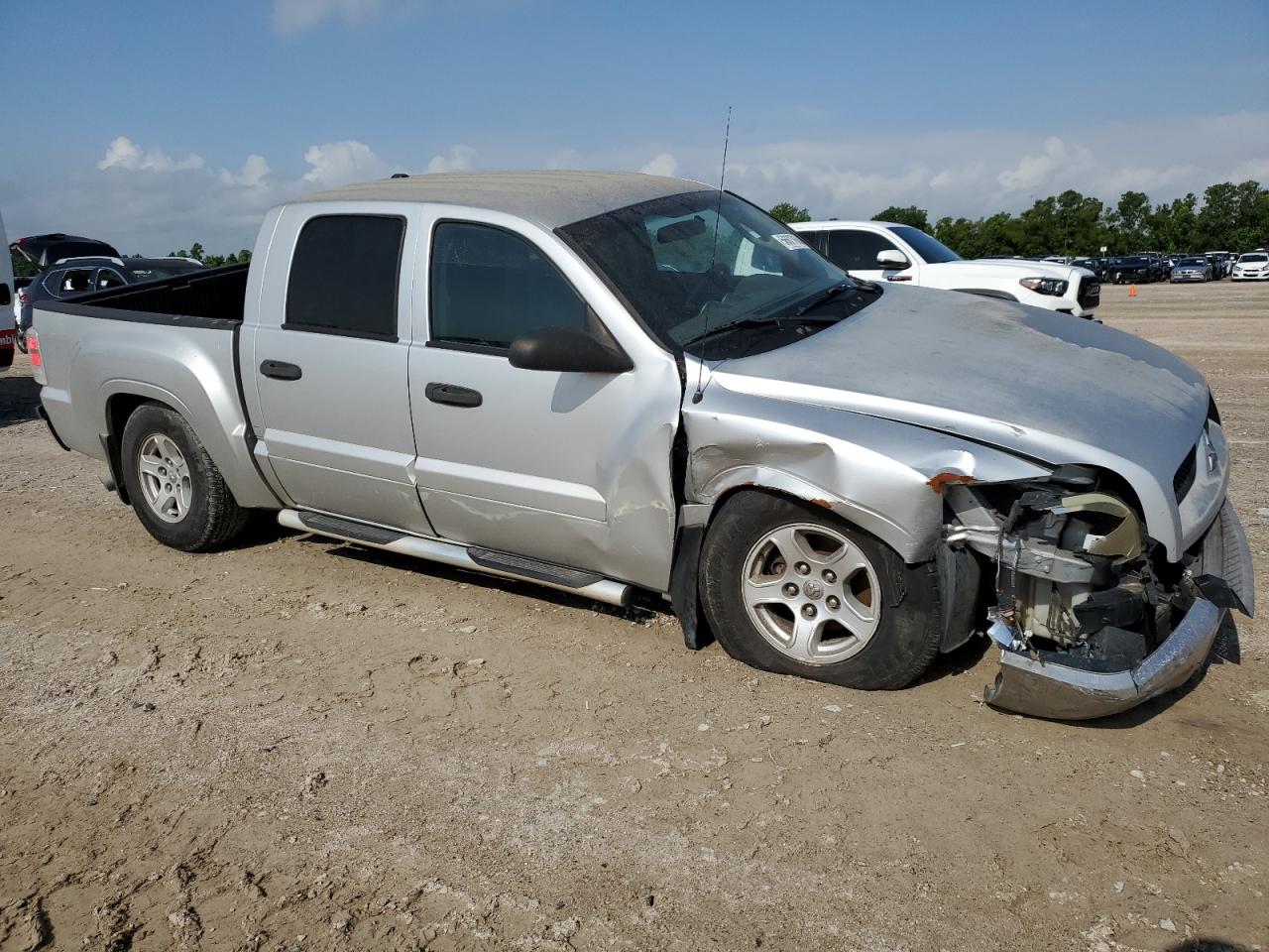 1Z7HC28KX7S126137 2007 Mitsubishi Raider Ls