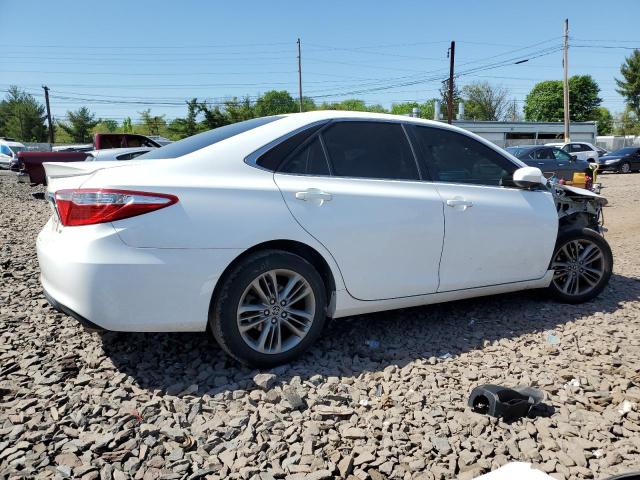 VIN 4T1BF1FK4GU118315 2016 Toyota Camry, LE no.3