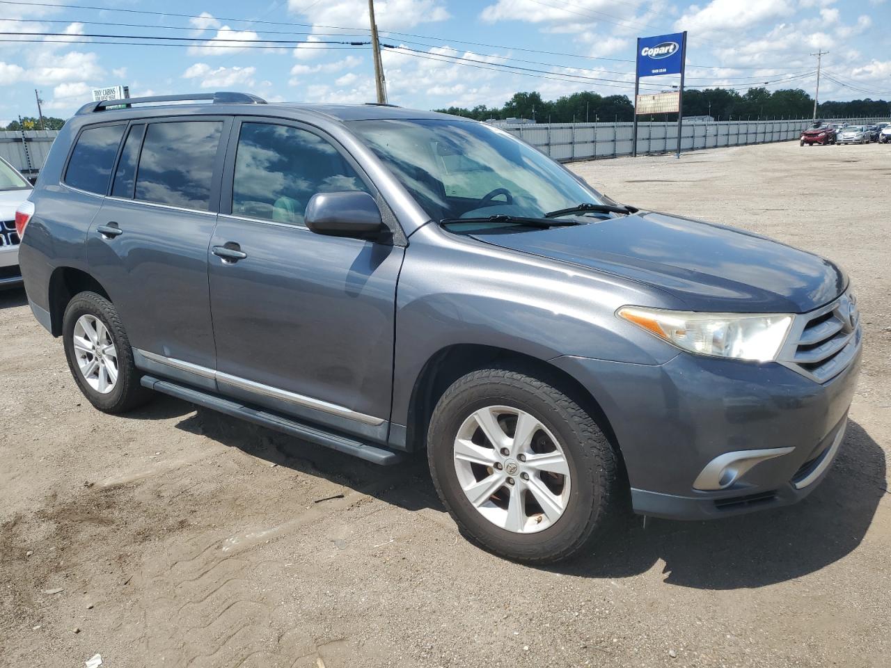 5TDZK3EH0DS122653 2013 Toyota Highlander Base