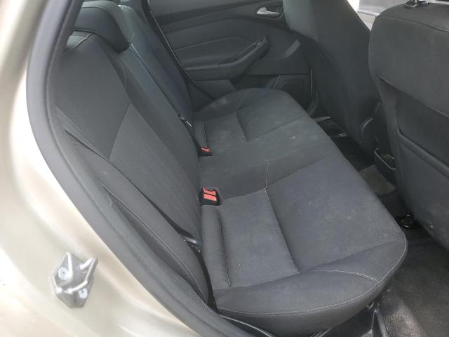 2018 Ford Focus Se VIN: 1FADP3F23JL256615 Lot: 49218334