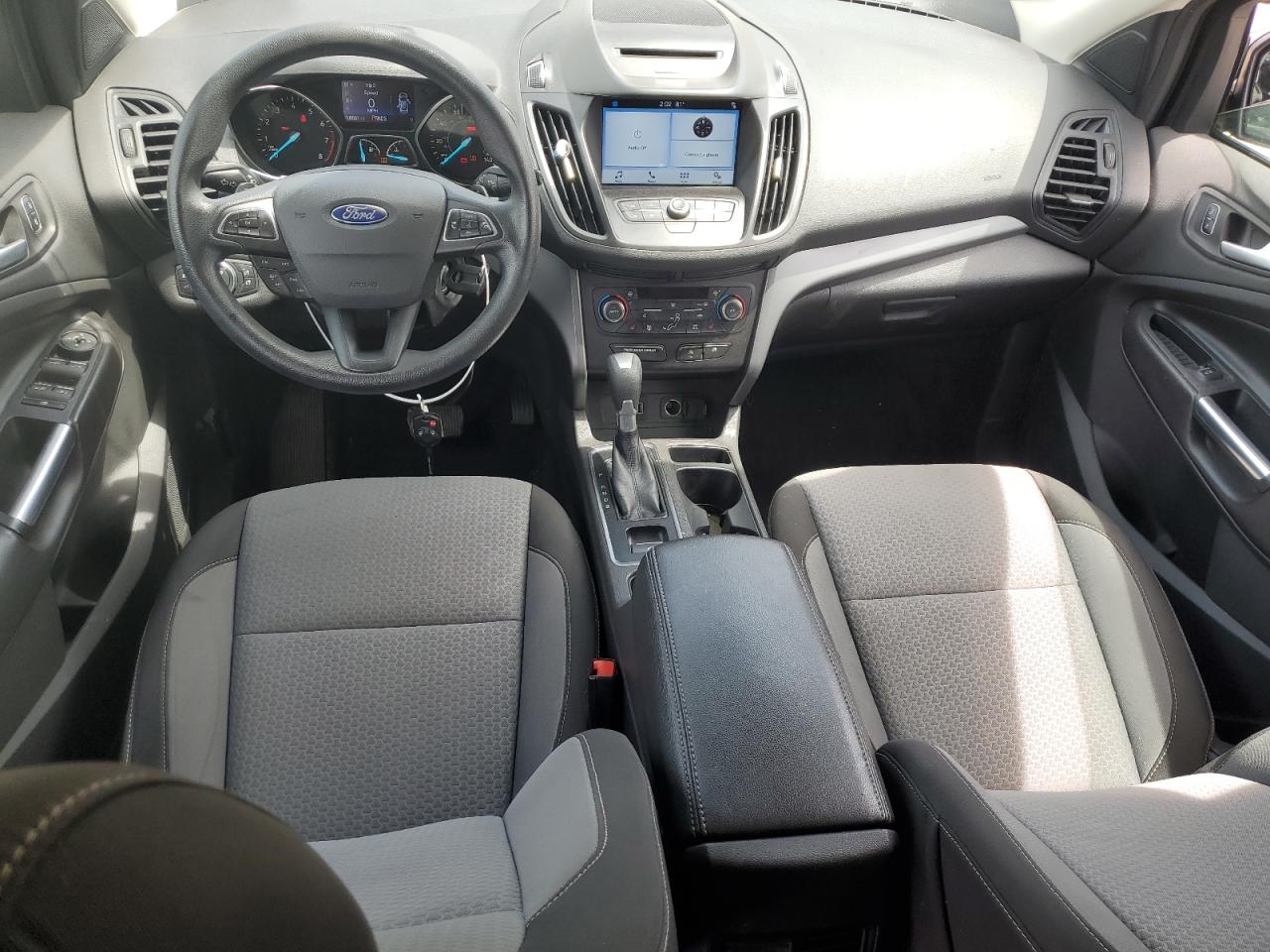 1FMCU9GD0HUA57247 2017 Ford Escape Se