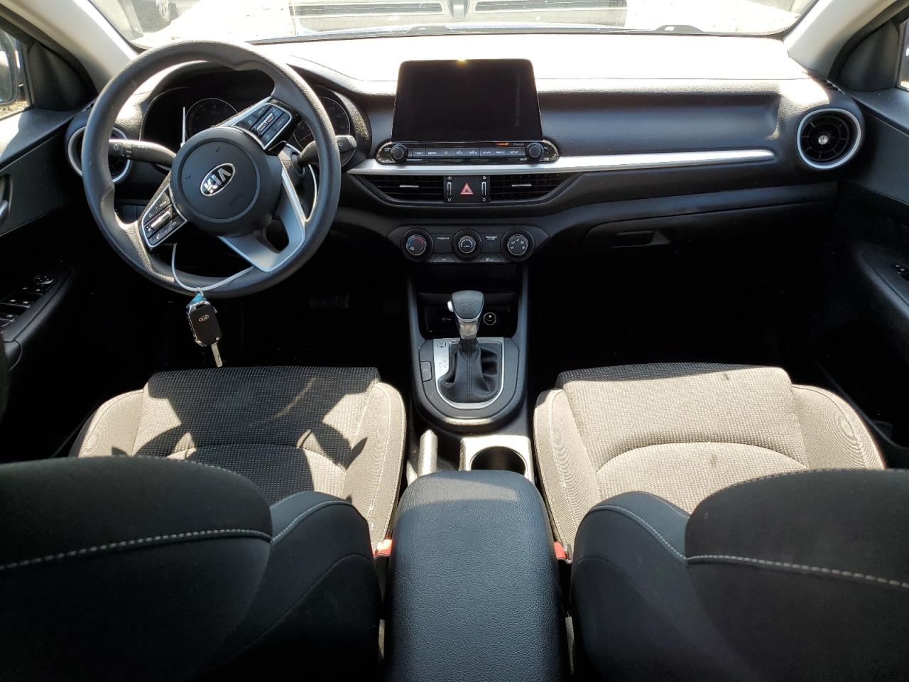 3KPF24AD1LE143905 2020 Kia Forte Fe