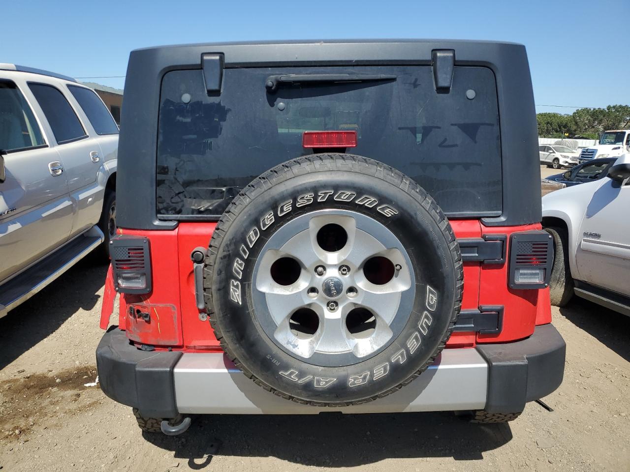 1C4AJWBG5FL549554 2015 Jeep Wrangler Sahara