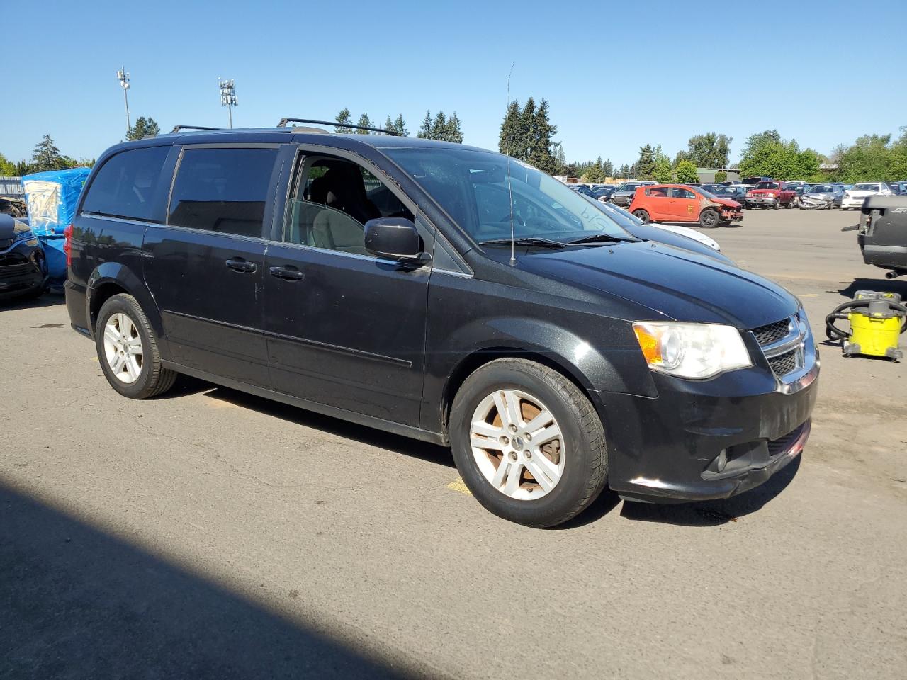 2C4RDGDG2CR351367 2012 Dodge Grand Caravan Crew