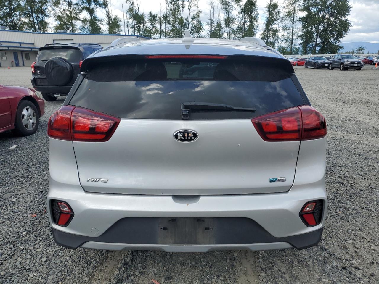 KNDCB3LC4L5438588 2020 Kia Niro Lx