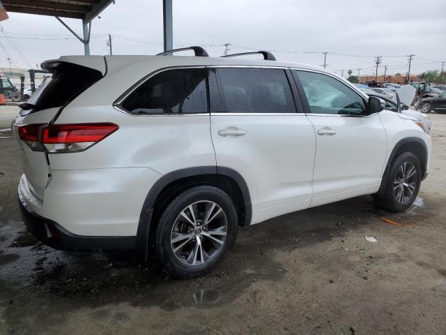 2018 Toyota Highlander Le VIN: 5TDZARFH3JS041095 Lot: 56963344