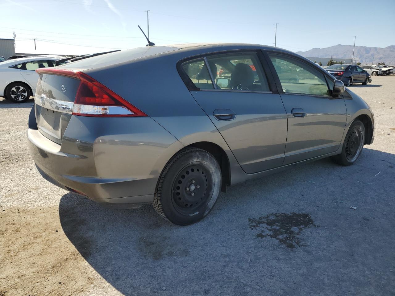 2013 Honda Insight vin: JHMZE2H33DS003955