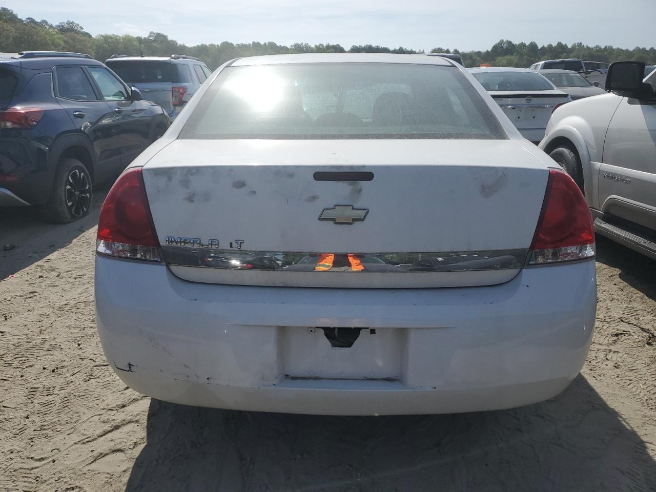 2G1WB5EK8A1221355 2010 Chevrolet Impala Lt