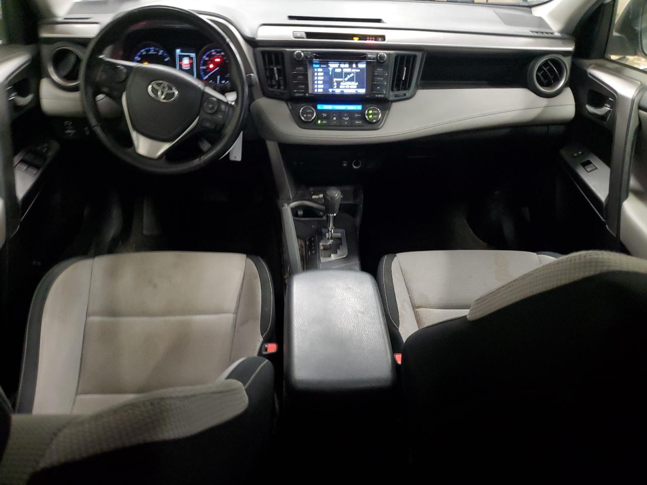 JTMRFREV8HD204774 2017 Toyota Rav4 Xle