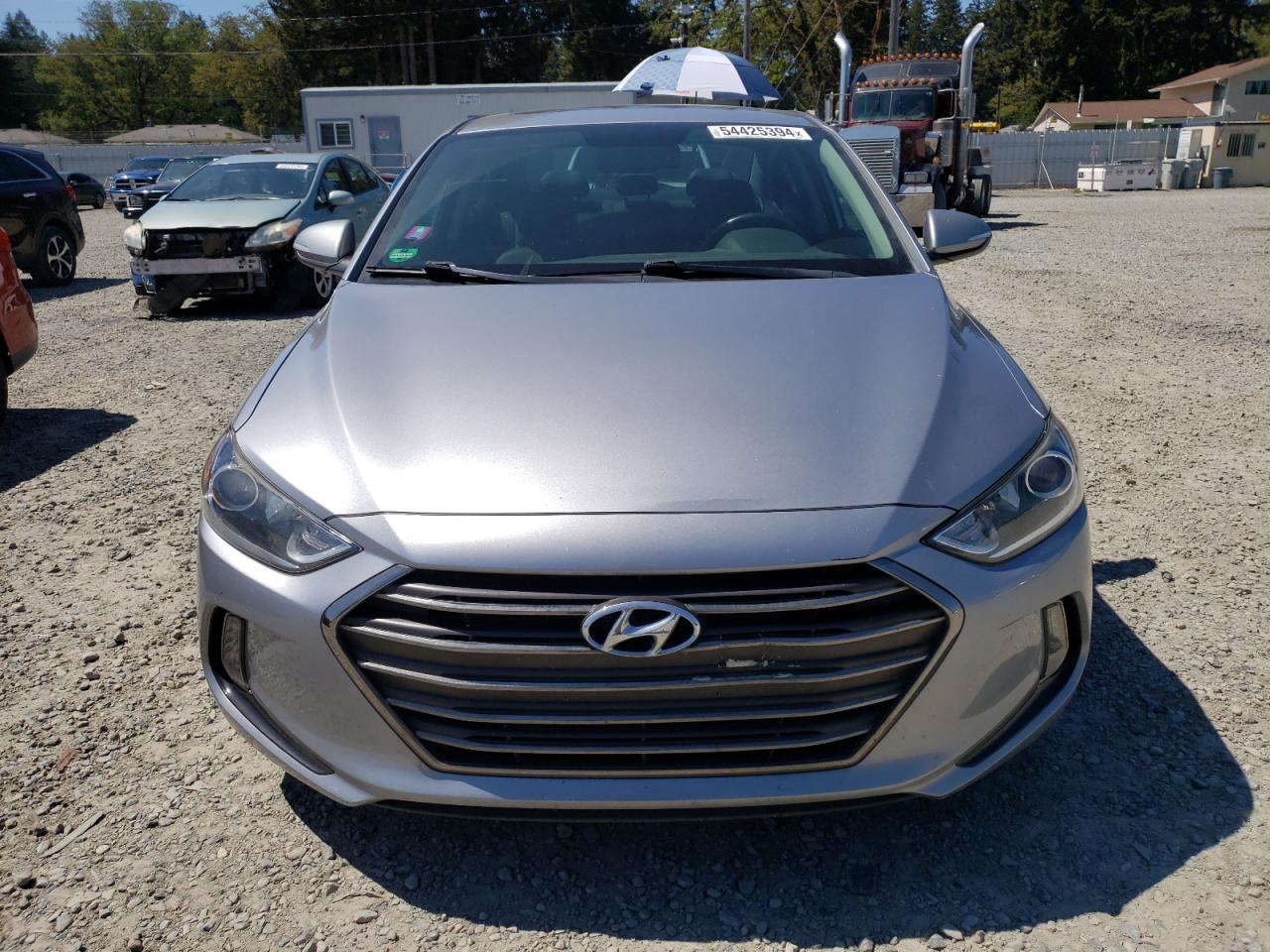 5NPD84LF1HH208680 2017 Hyundai Elantra Se