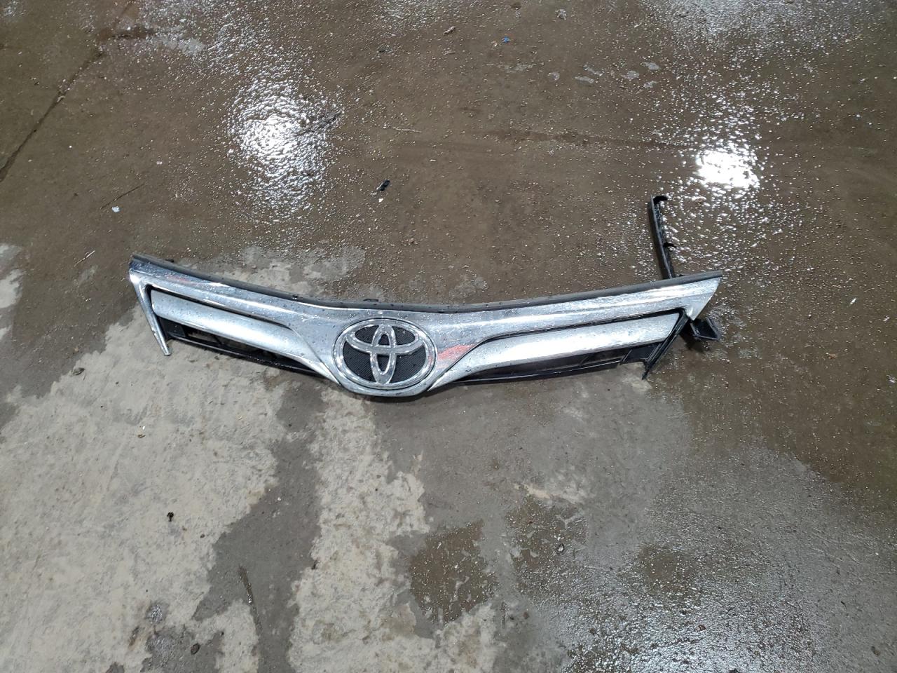 4T1BK1EB0EU082102 2014 Toyota Avalon Base