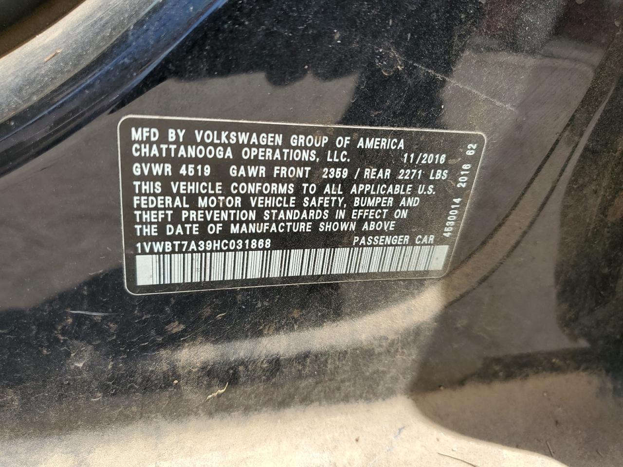 1VWBT7A39HC031868 2017 Volkswagen Passat Se