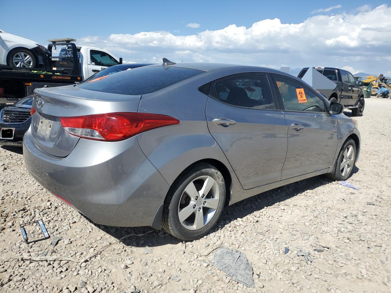 KMHDH4AE2DU539158 2013 Hyundai Elantra Gls