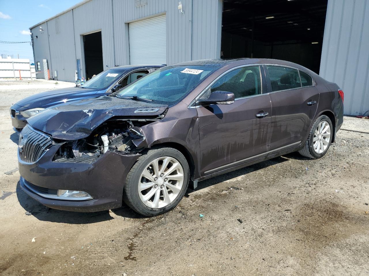 2014 Buick Lacrosse vin: 1G4GB5GR7EF131999