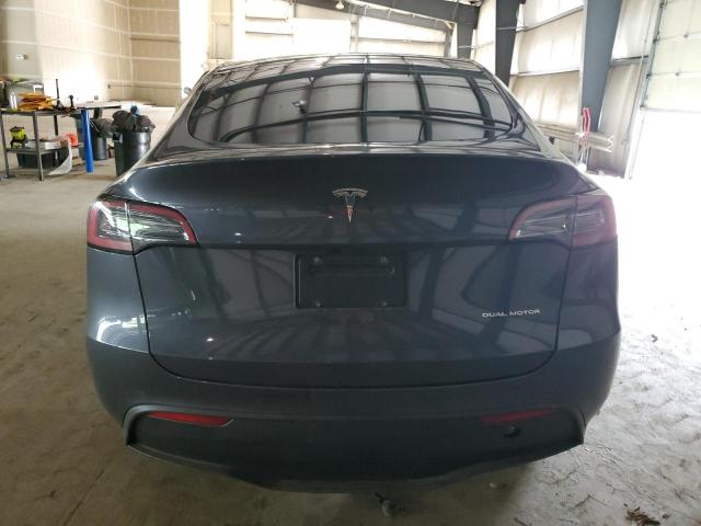 7SAYGDEE5NF364937 2022 Tesla Model Y