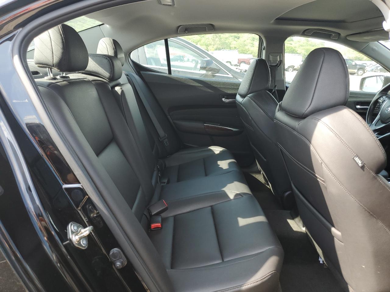 19UUB1F34GA011415 2016 Acura Tlx