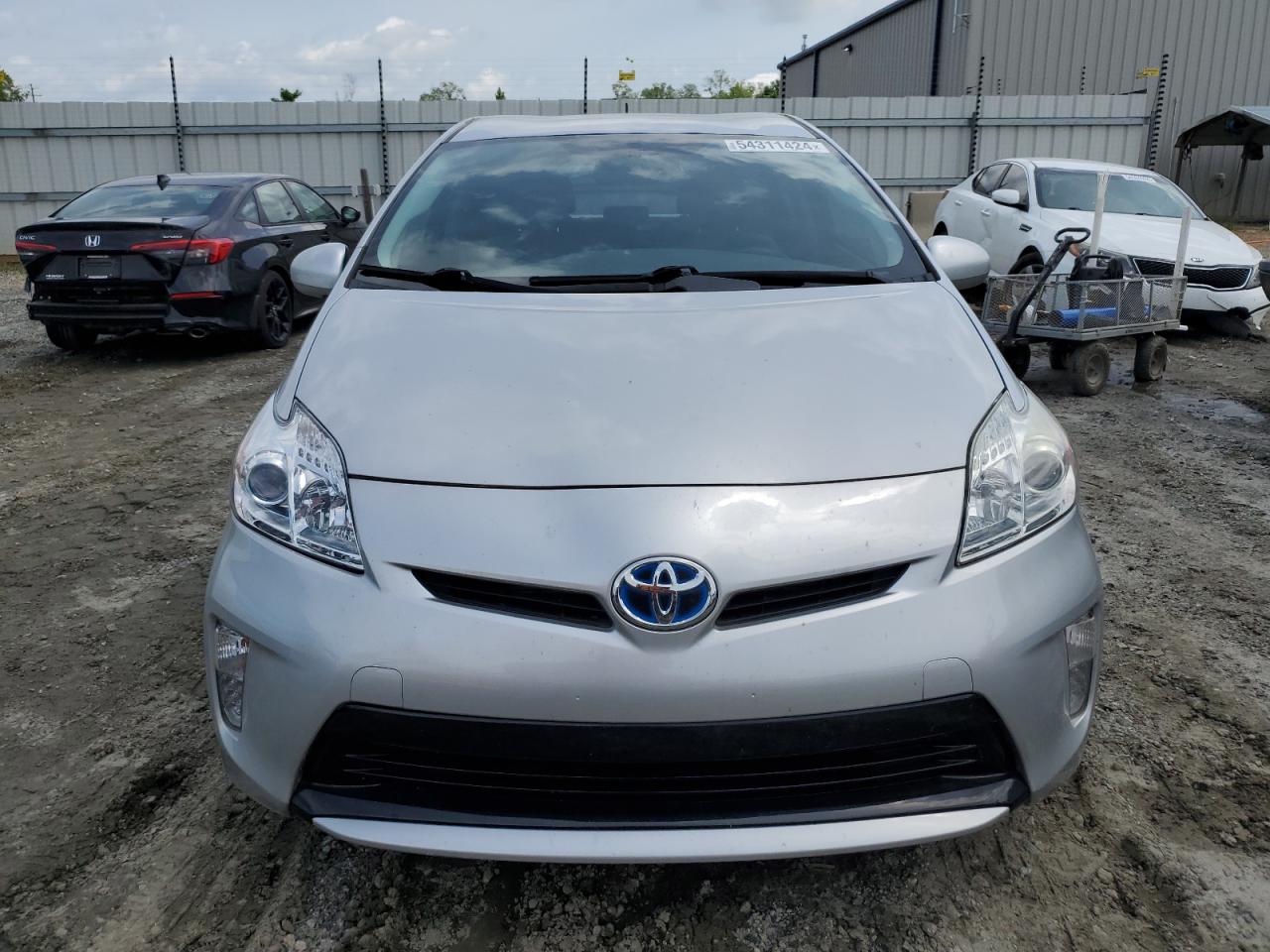 JTDKN3DUXF0435786 2015 Toyota Prius