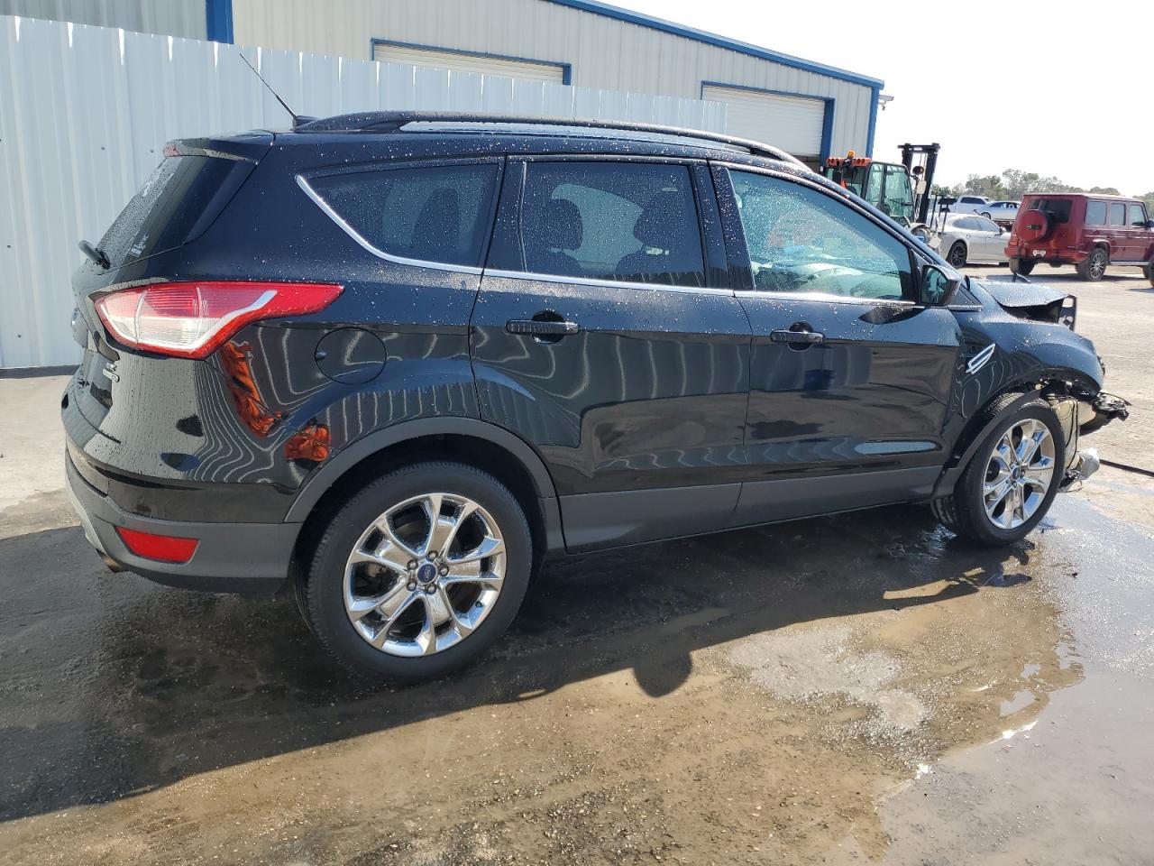 VIN: 1FMCU9GXXGUC28773 2016 FORD ESCAPE