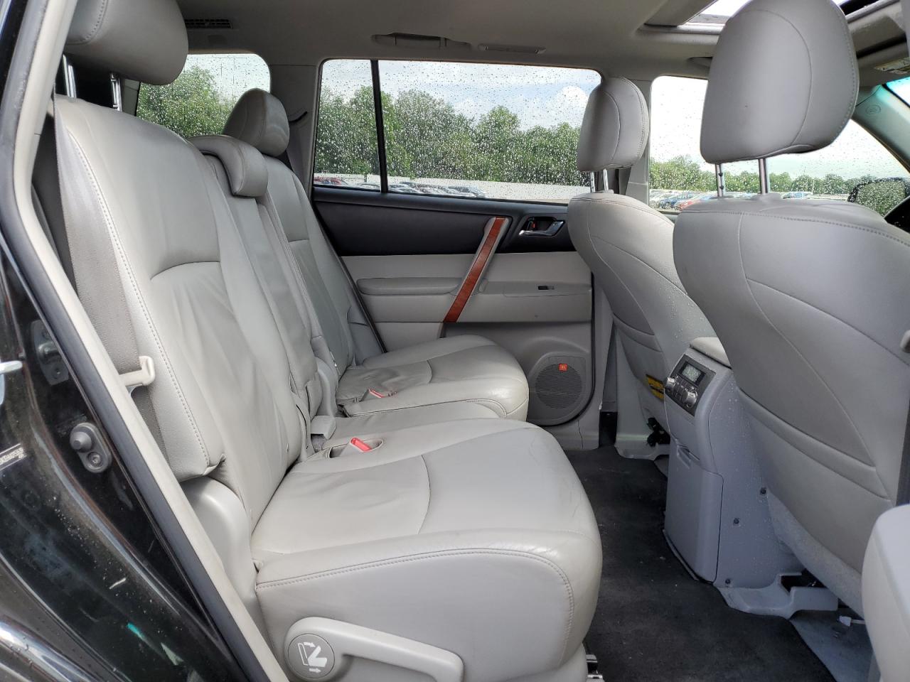 JTEDK3EH6A2153639 2010 Toyota Highlander Limited