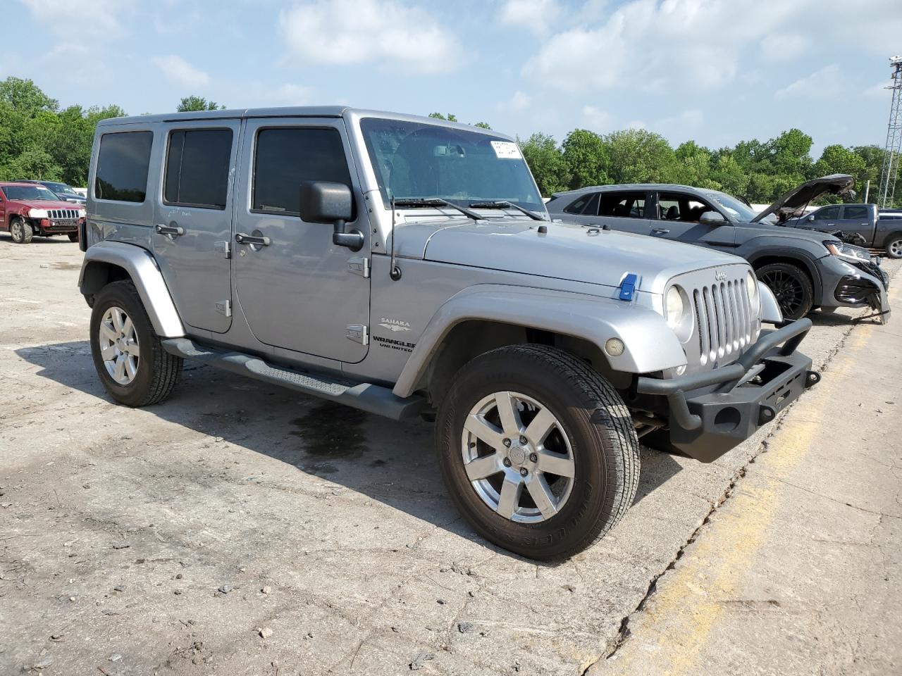 1C4BJWEG5EL103290 2014 Jeep Wrangler Unlimited Sahara