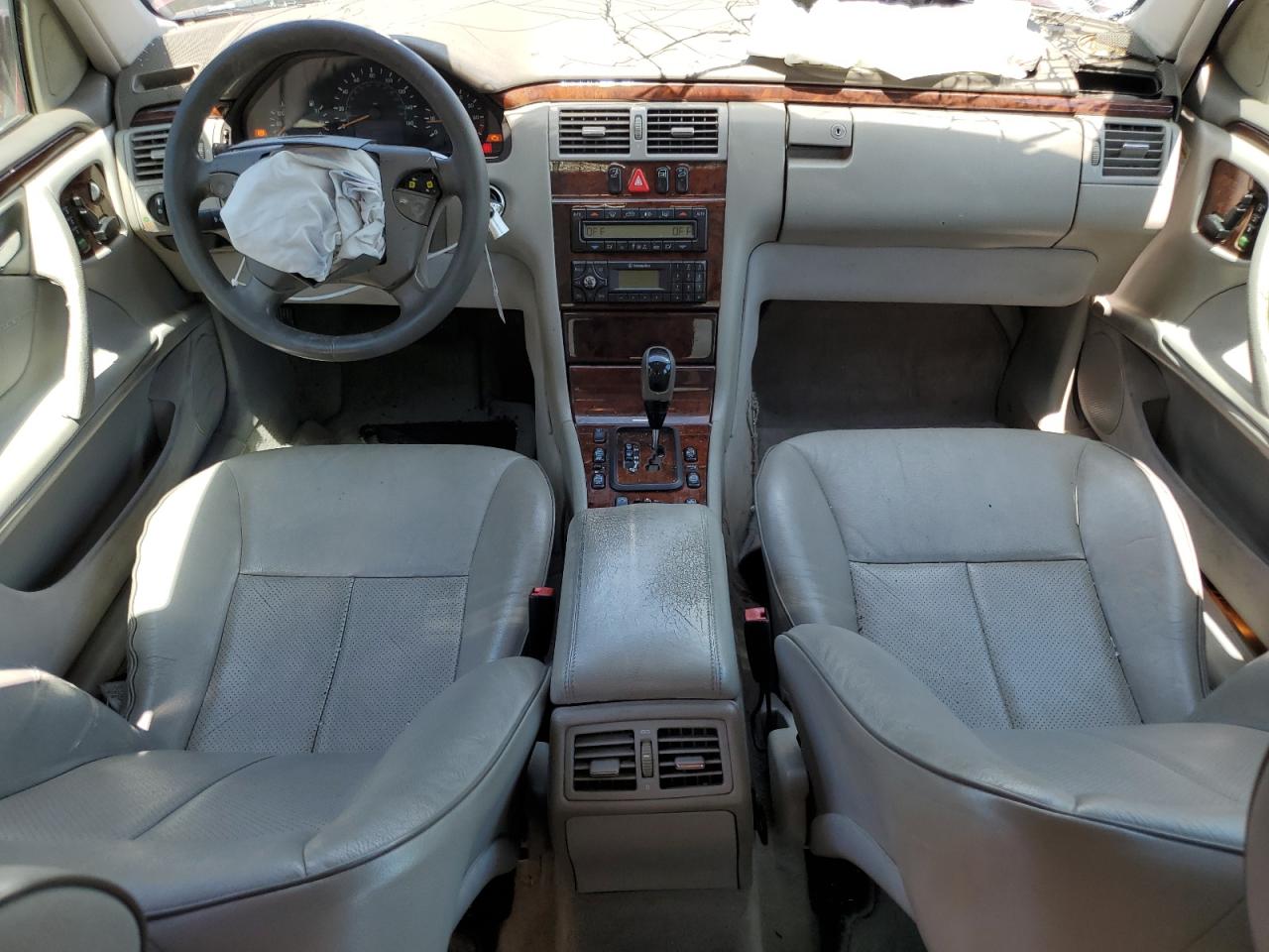 WDBJF65J71B229416 2001 Mercedes-Benz E 320