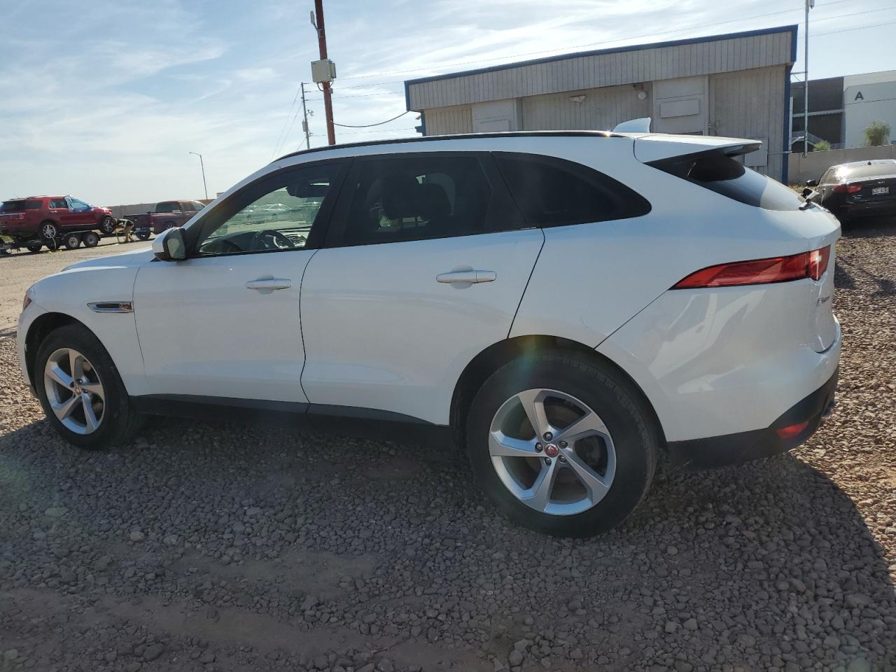 SADCJ2BN9HA094226 2017 Jaguar F-Pace Premium