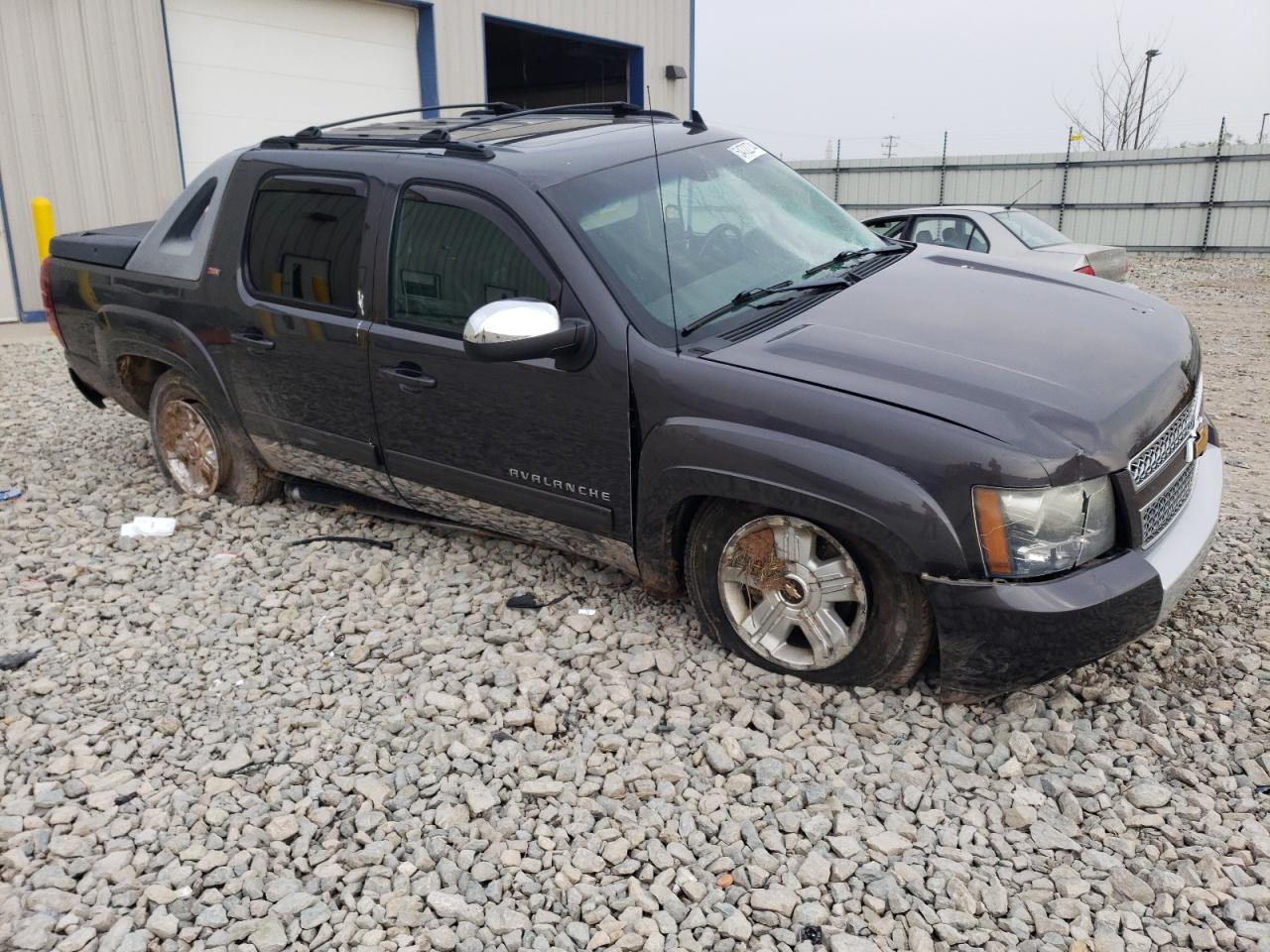 3GNTKFE32BG157726 2011 Chevrolet Avalanche Lt