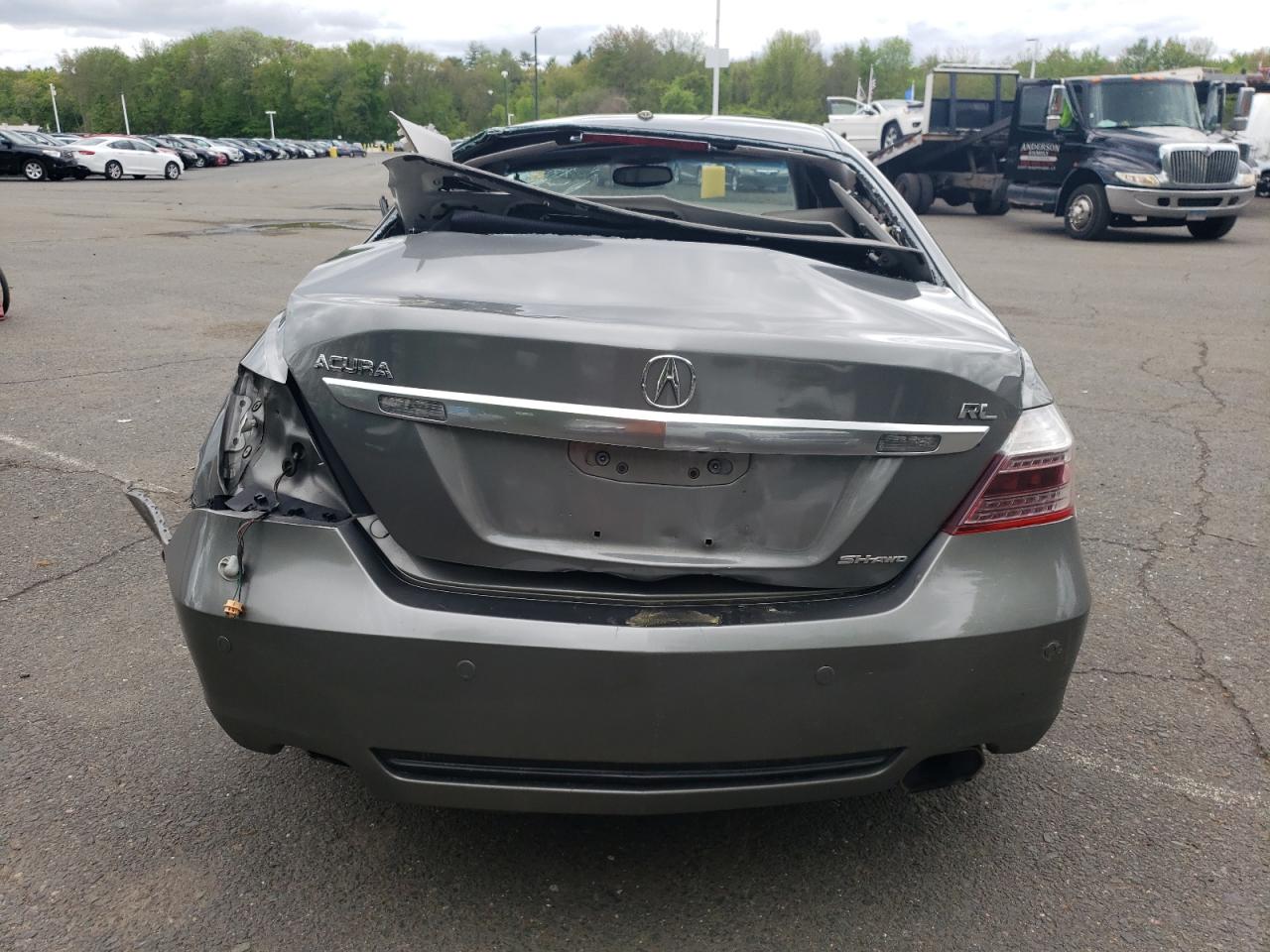 JH4KB2F62AC000641 2010 Acura Rl