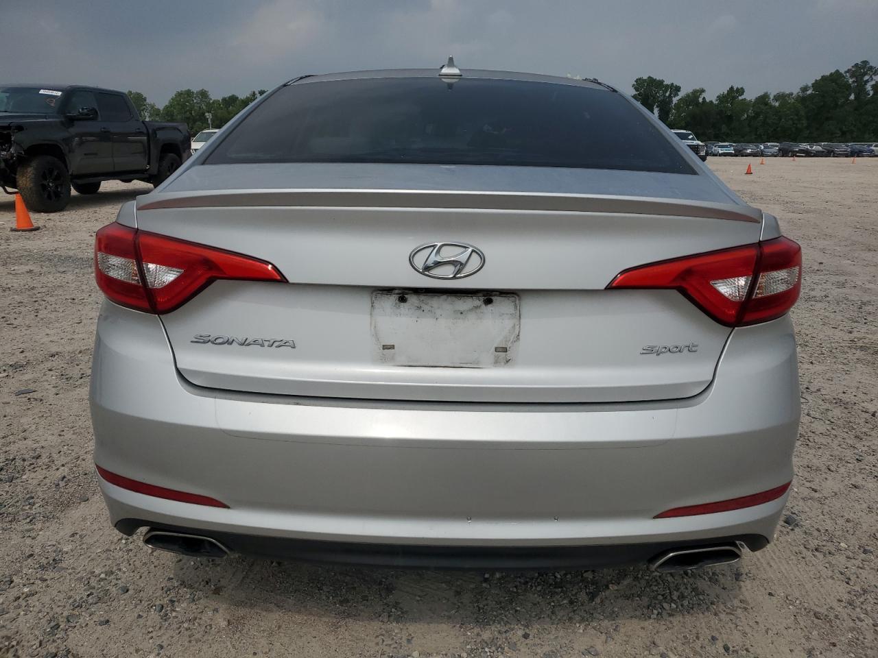 2015 Hyundai Sonata Sport vin: 5NPE34AF1FH234246