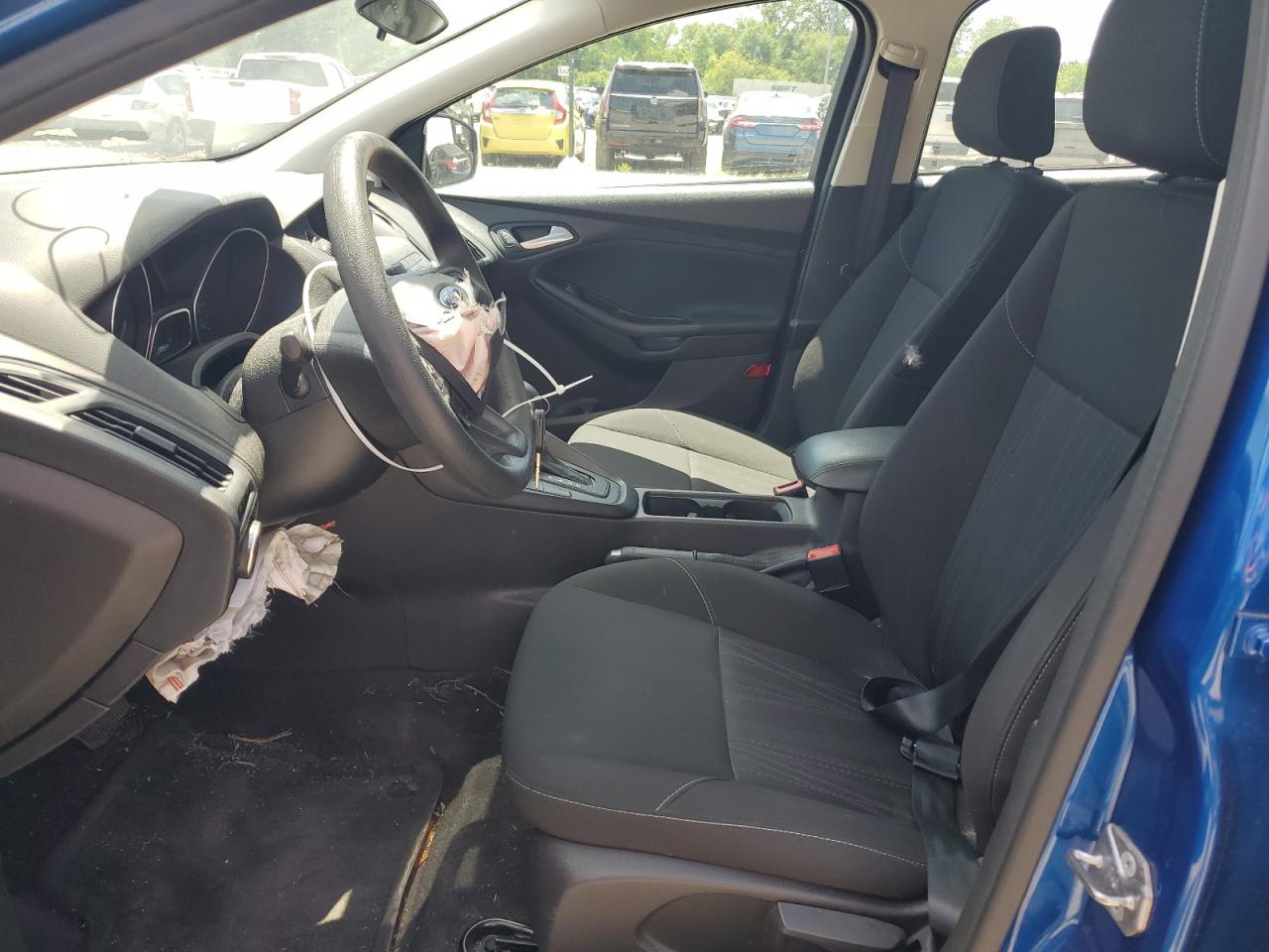 1FADP3FE9JL307822 2018 Ford Focus Se