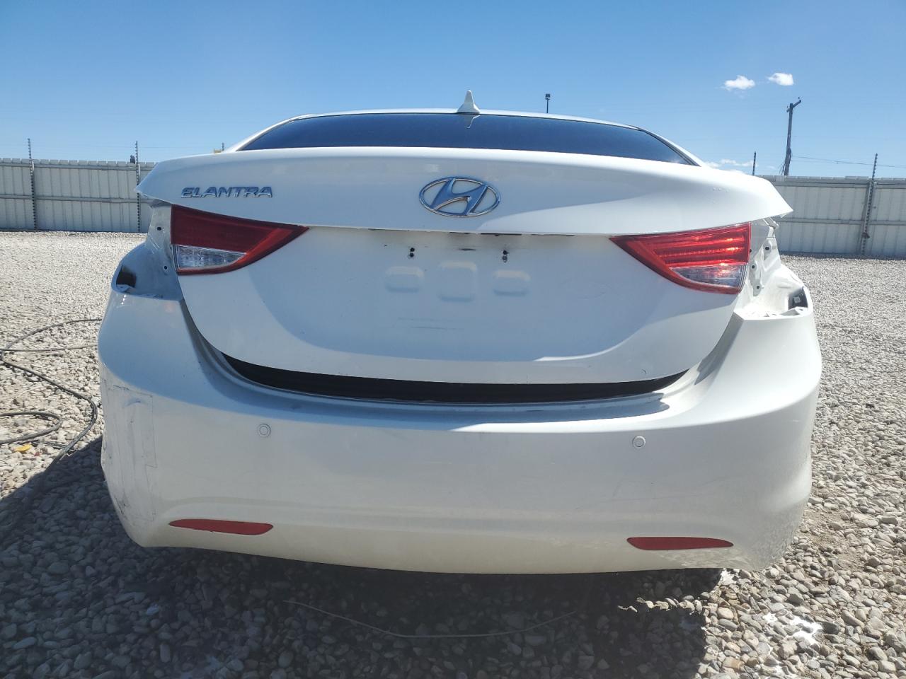 5NPDH4AE3DH165562 2013 Hyundai Elantra Gls