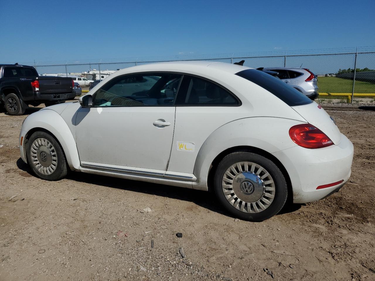 3VWJ17AT7EM663215 2014 Volkswagen Beetle