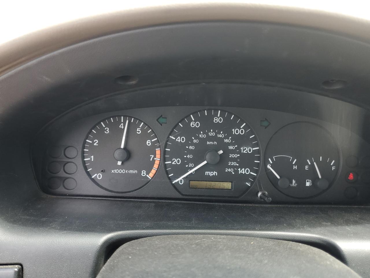 1YVGF22CXW5777386 1998 Mazda 626 Dx