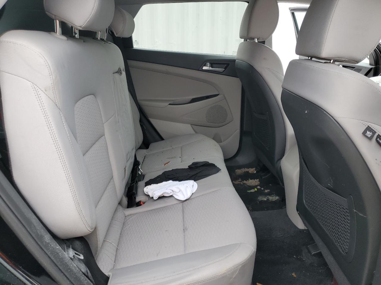 KM8J2CA44KU944313 2019 Hyundai Tucson Se