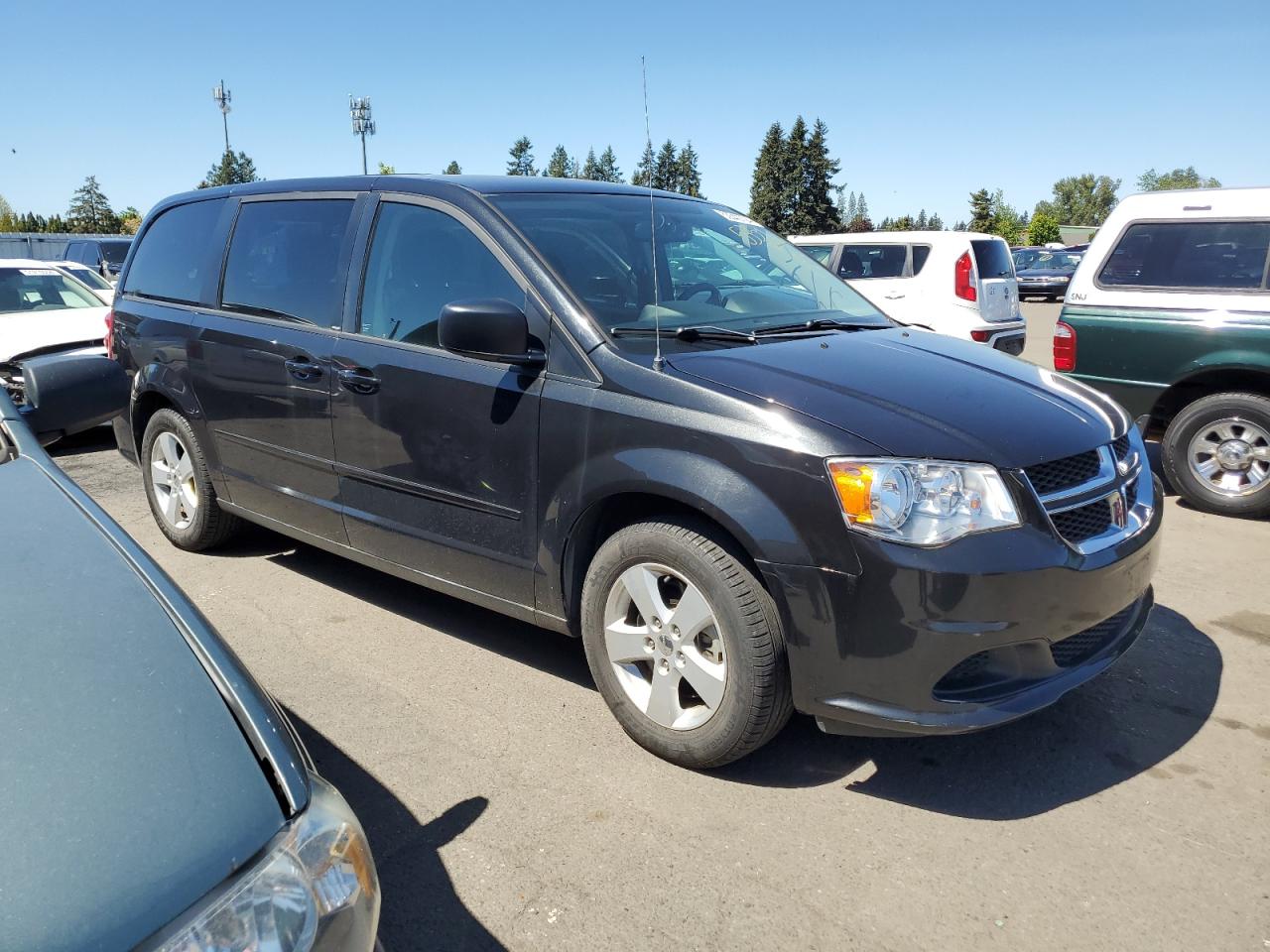 2C4RDGBG3DR535561 2013 Dodge Grand Caravan Se