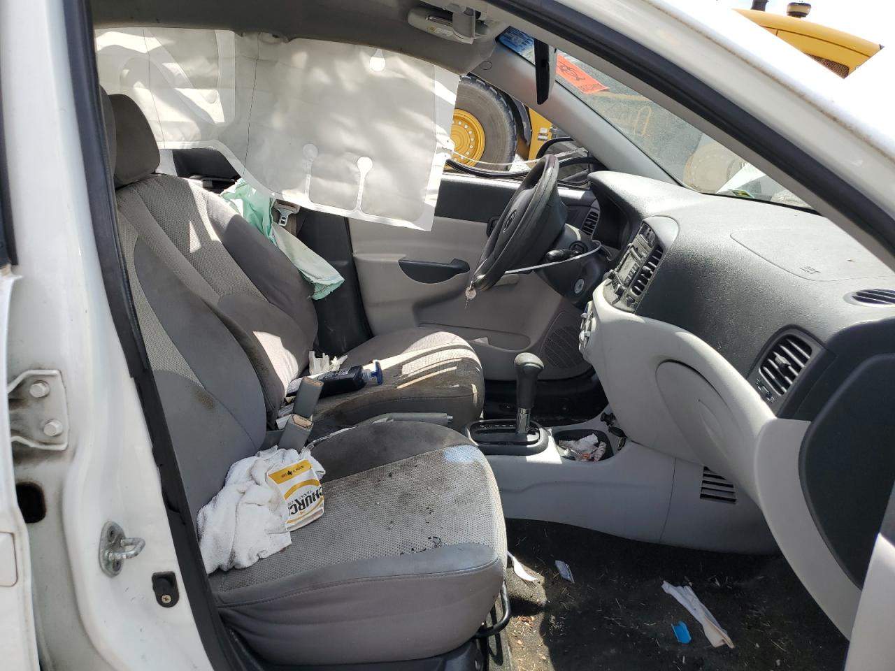 KMHCN4AC2AU506904 2010 Hyundai Accent Gls