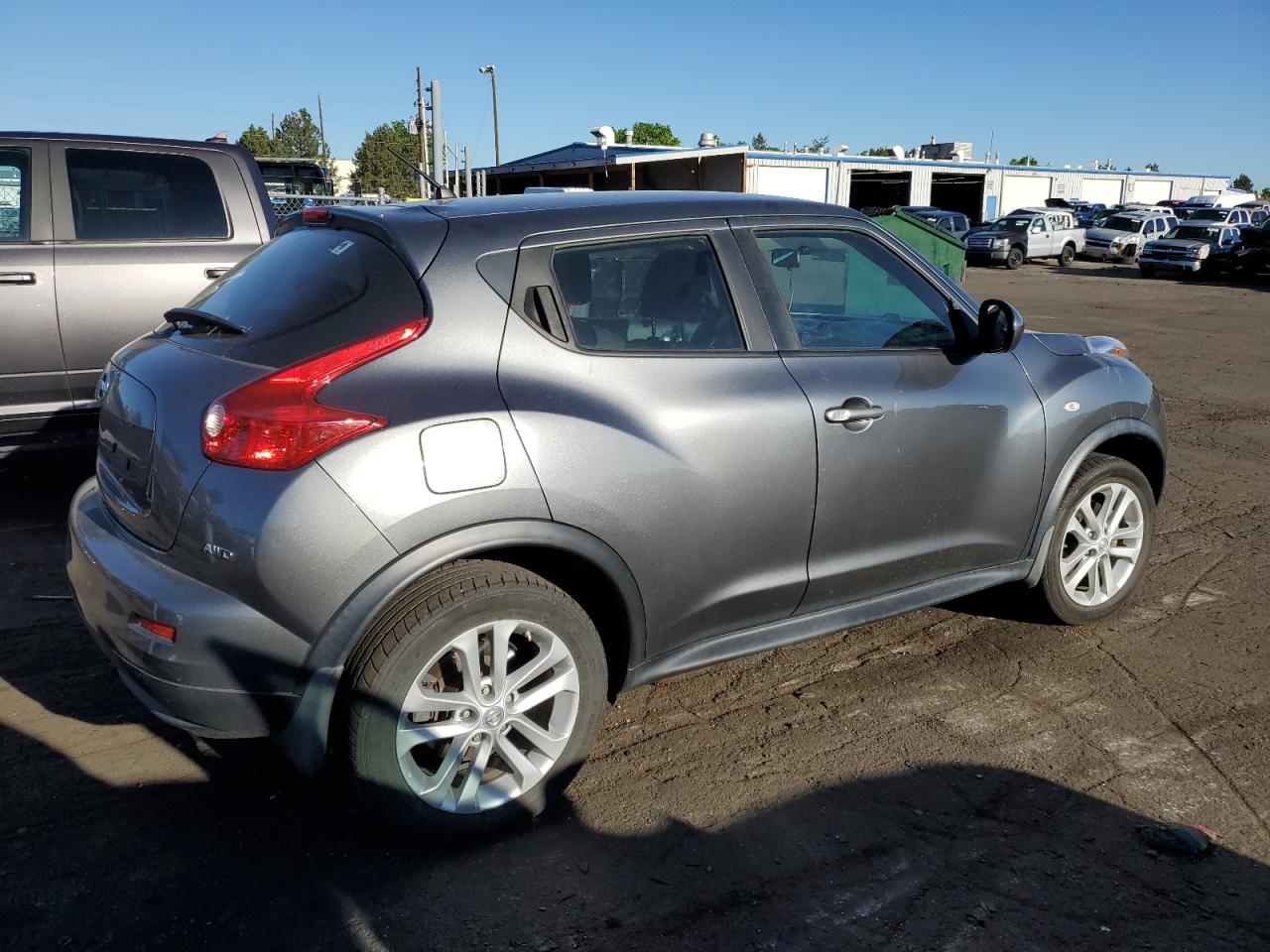 JN8AF5MV7BT007443 2011 Nissan Juke S JN8AF5MV7BT007443 2011 Nissan Juke S