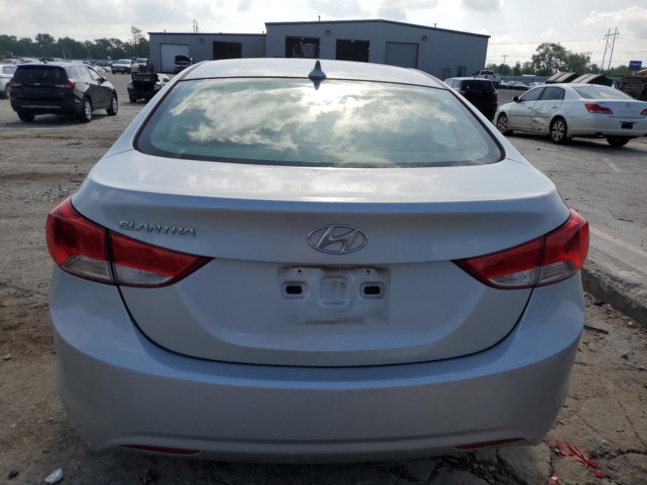 5NPDH4AE8BH028923 2011 Hyundai Elantra Gls