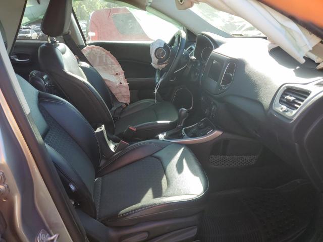 2019 Jeep Compass Latitude VIN: 3C4NJDBB6KT602237 Lot: 56717034