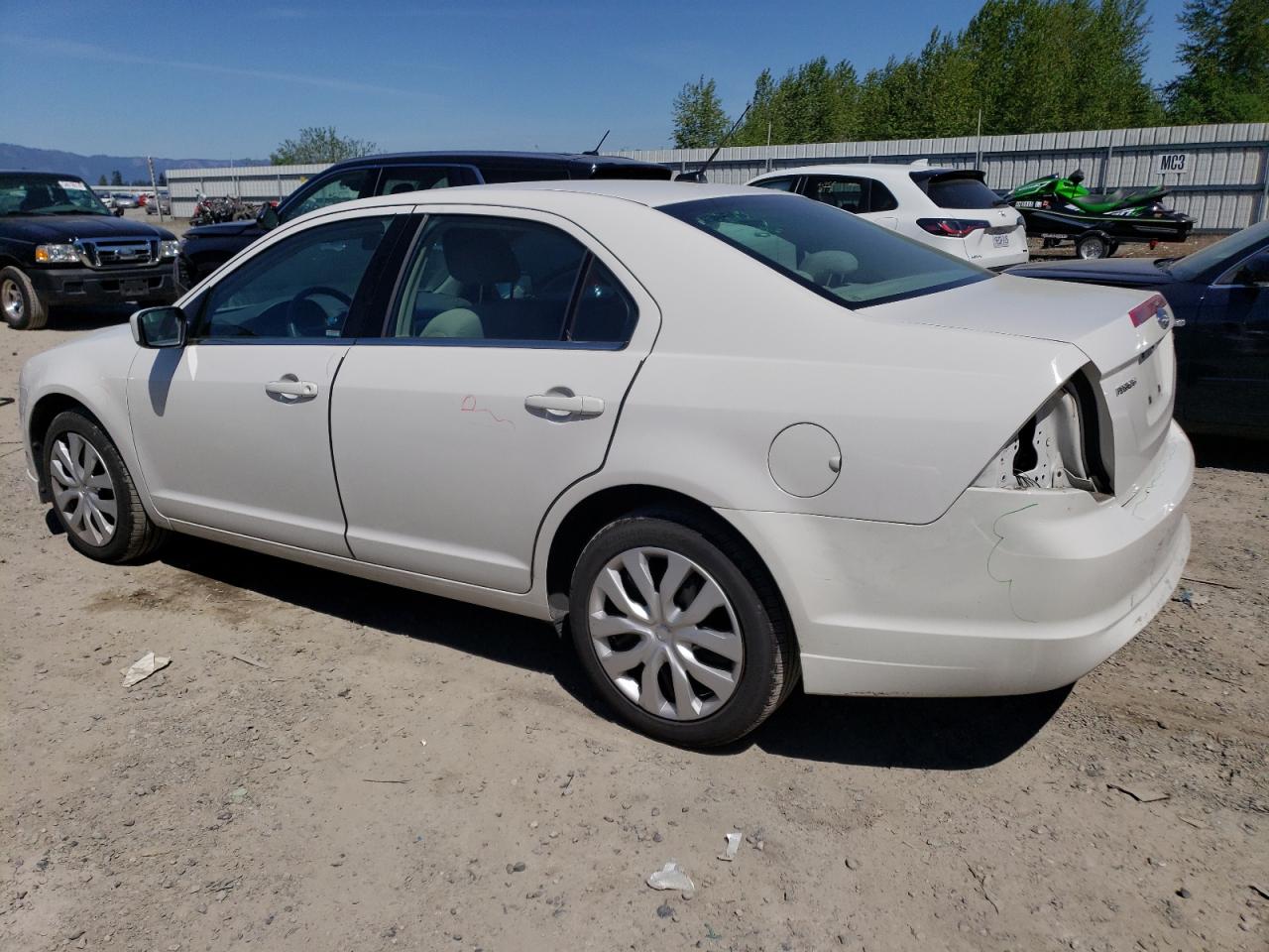 3FAHP0HA9AR158646 2010 Ford Fusion Se