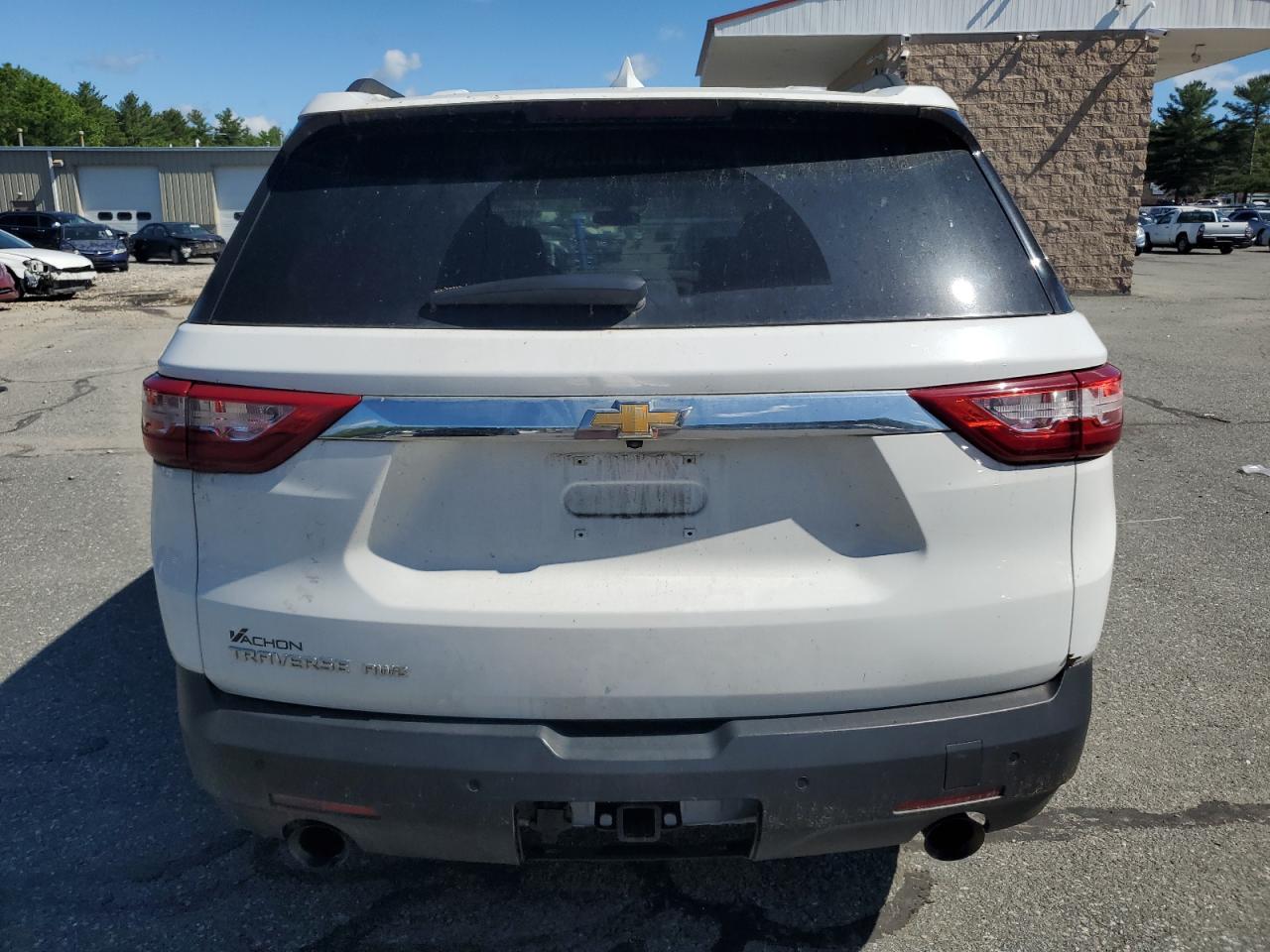 1GNEVGKW4KJ201695 2019 Chevrolet Traverse Lt