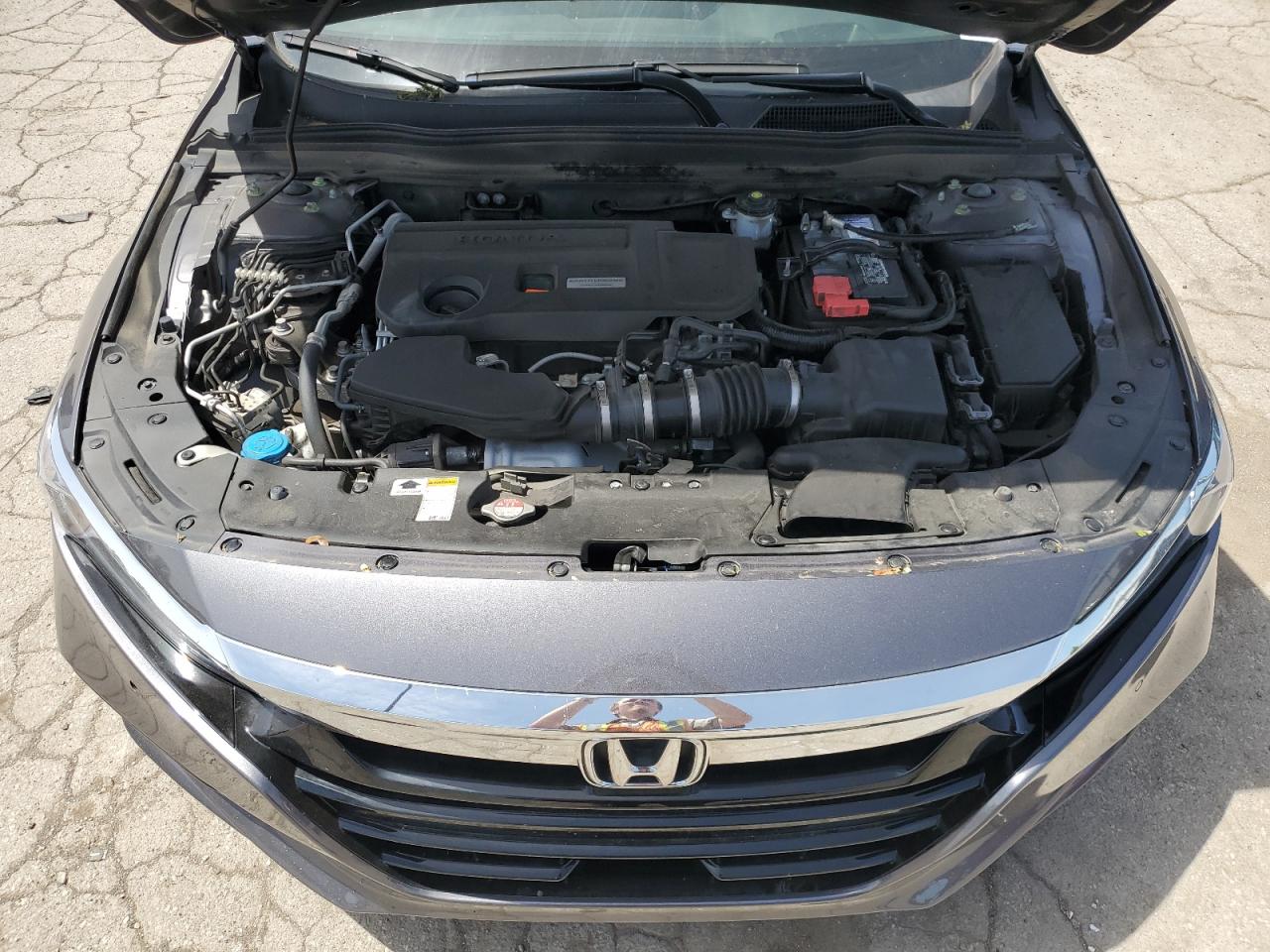 1HGCV2F9XJA030104 2018 Honda Accord Touring