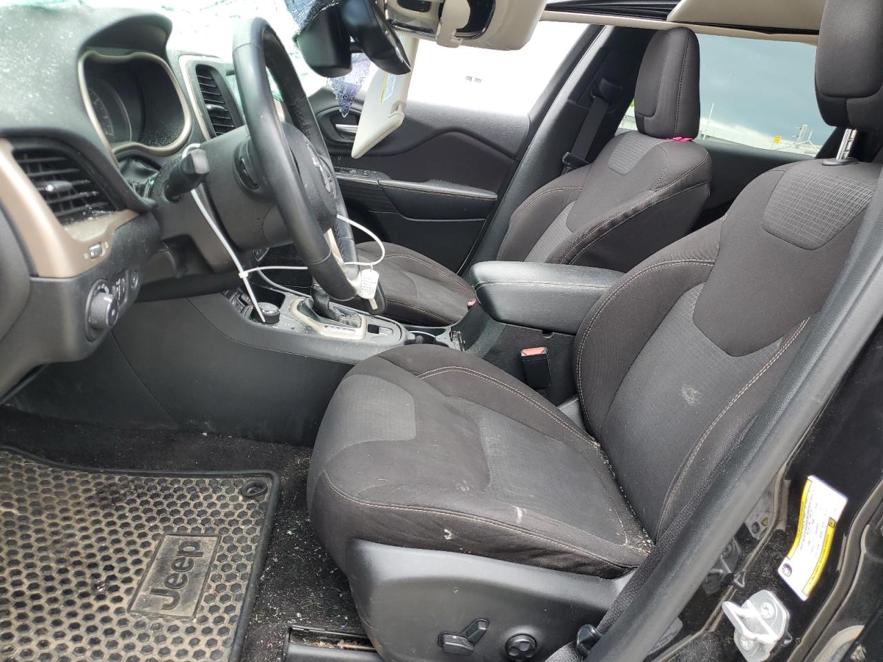 1C4PJMCS6FW774632 2015 Jeep Cherokee Latitude