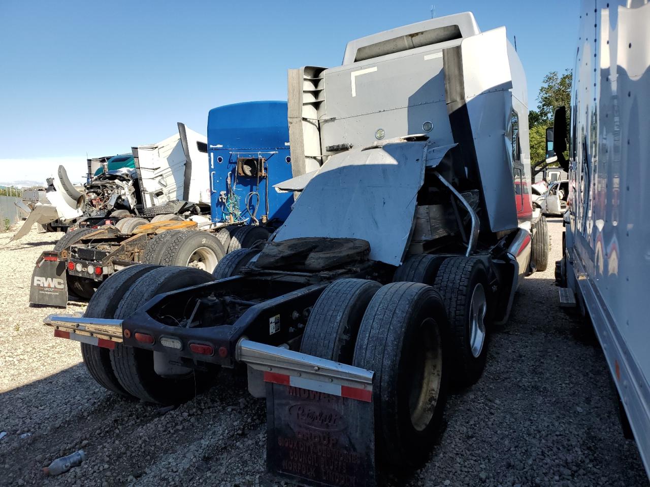 Lot #2938099933 2023 PETERBILT 579